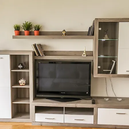 Διαμέρισμα Spacious 130 M2 Near Center 2 Free Parking *