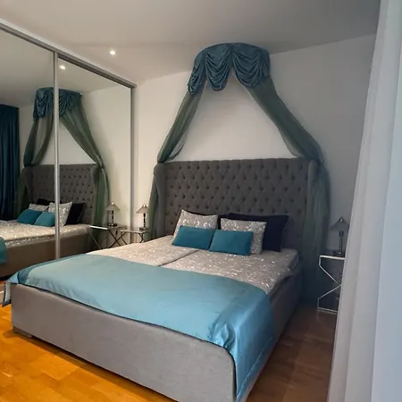 Διαμέρισμα Spacious 130 M2 Near Center 2 Free Parking Πράγα