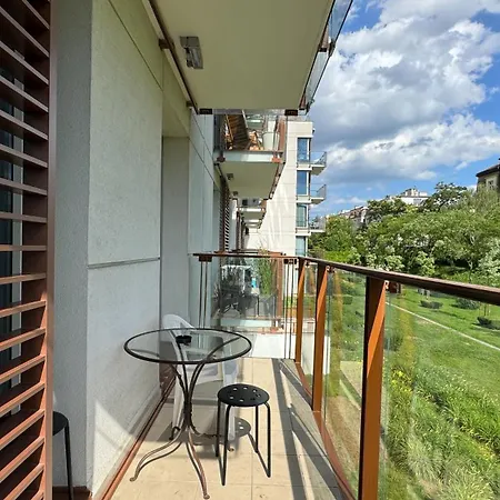 Spacious 130 M2 Near Center 2 Free Parking Πράγα