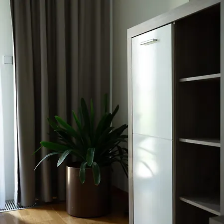 Spacious 130 M2 Near Center 2 Free Parking Πράγα