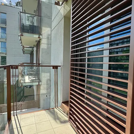 Spacious 130 M2 Near Center 2 Free Parking *