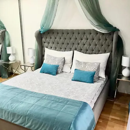 Korunni Dvur, 2 Free Parkings Apartment *