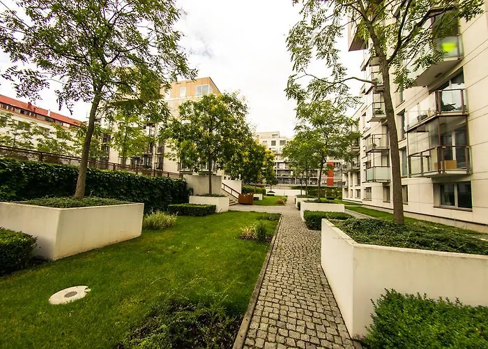 Lägenhet Korunni Dvur 130m2, 2 Free Parkings