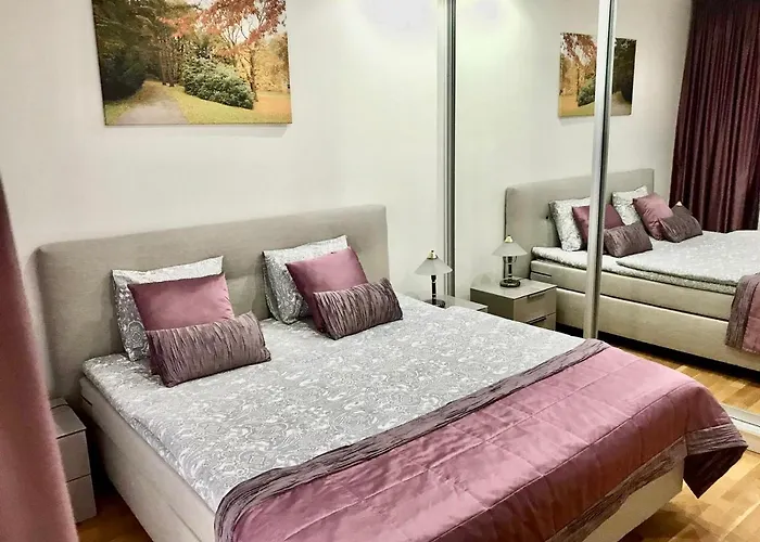 Korunni Dvur 130m2, 2 Free Parkings Lägenhet