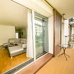 Spacious 130 M2 Near Center 2 Free Parking