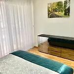 Appartamento Spacious 130 M2 Near Center 2 Free Parking *
